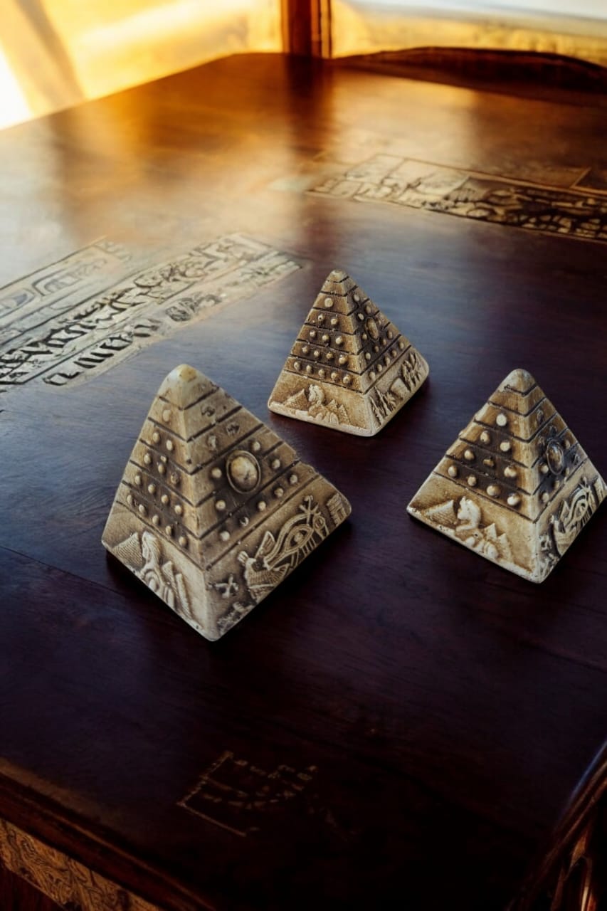 Egyptian Pyramid Altar Set