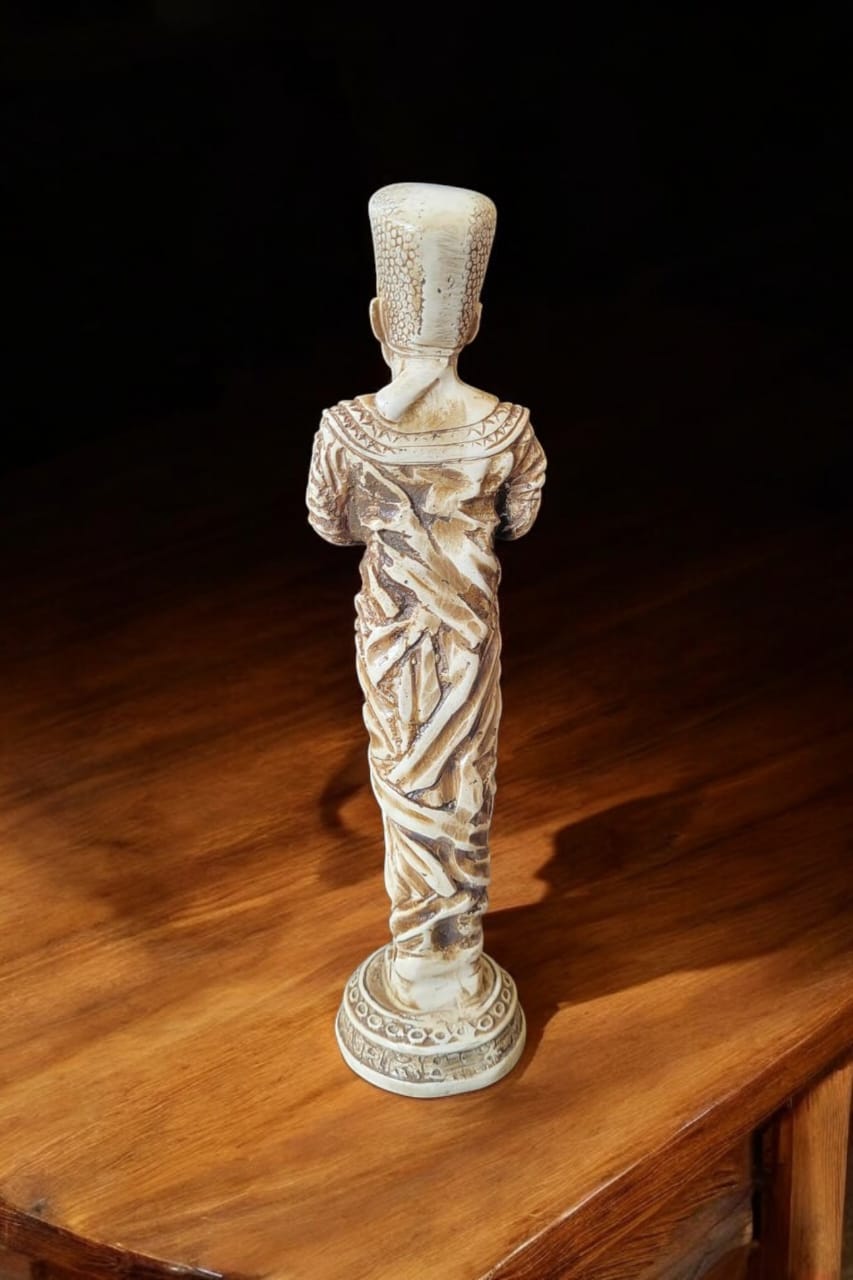 Queen Cleopatra Statue 9"